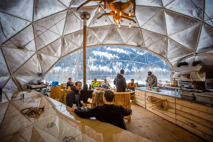 Seasonal Cafés & Pop-Up Concepts