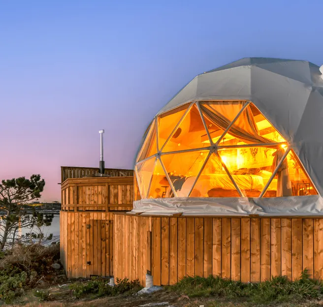 geodesical dome on hill nova glamping
