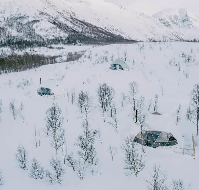 Isbreen The Glacier Jøkelfjord, Norway FDomes glamping