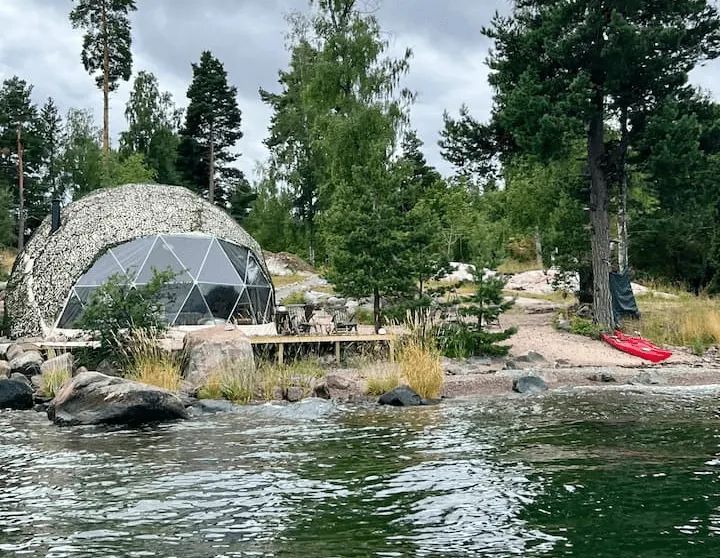 masked geodesic dome