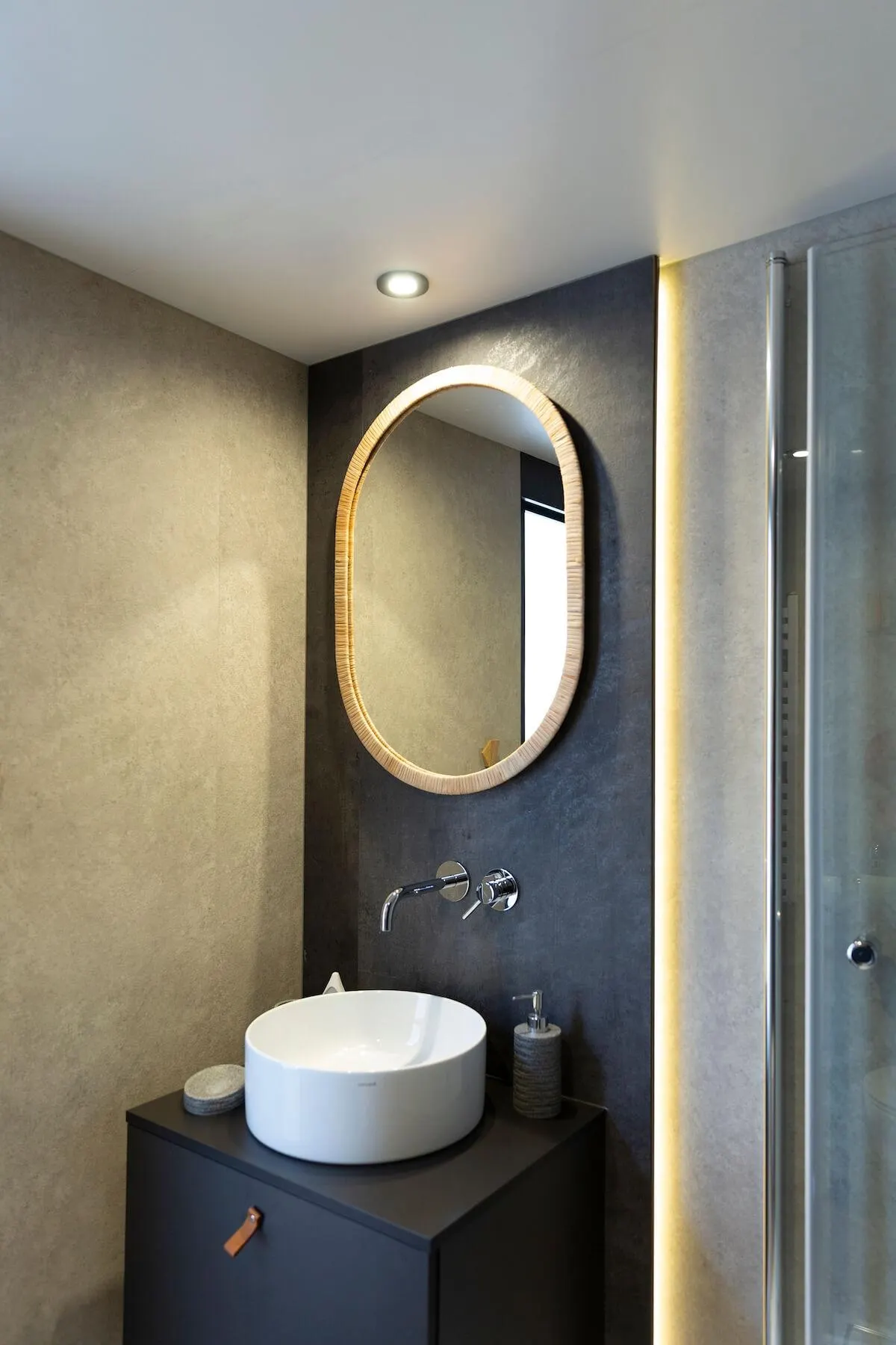 FDomes glamping interior bathroom module