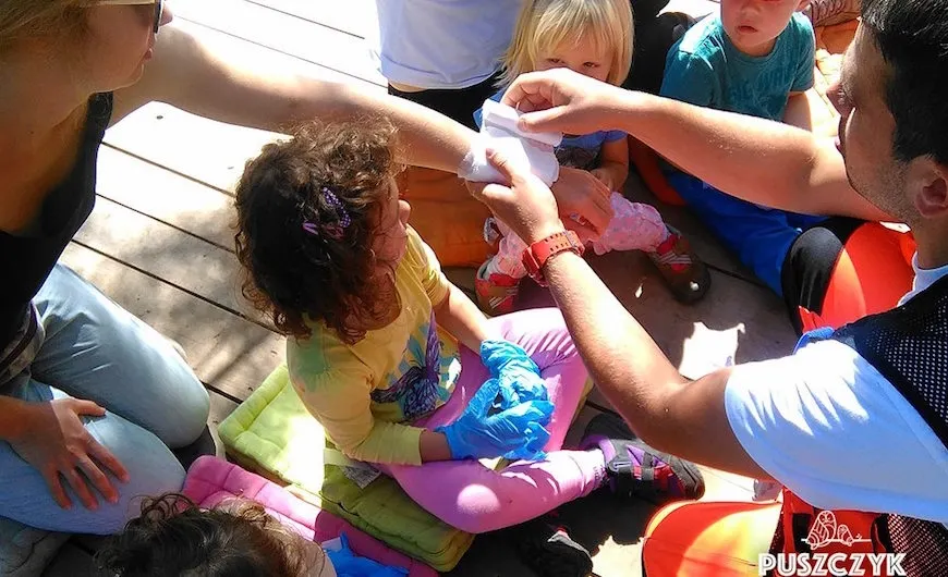 first aid course for kids at Polands puszczyk forest kindergarten