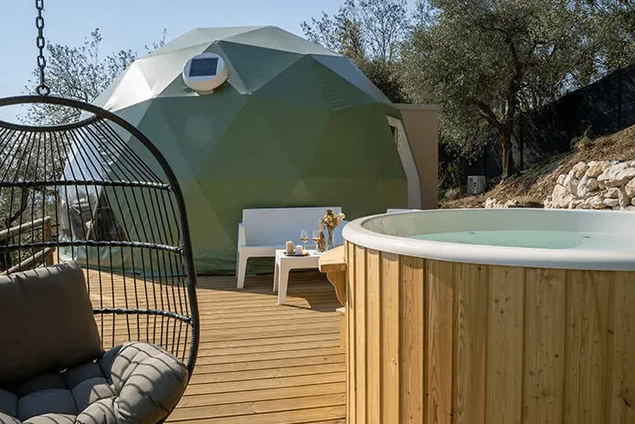 Discover Glamping  at La Rocca Camping Village at Lake Garda 