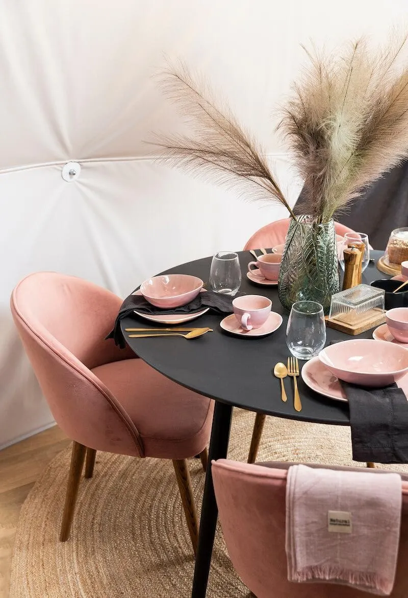 FDomes glamping dining room