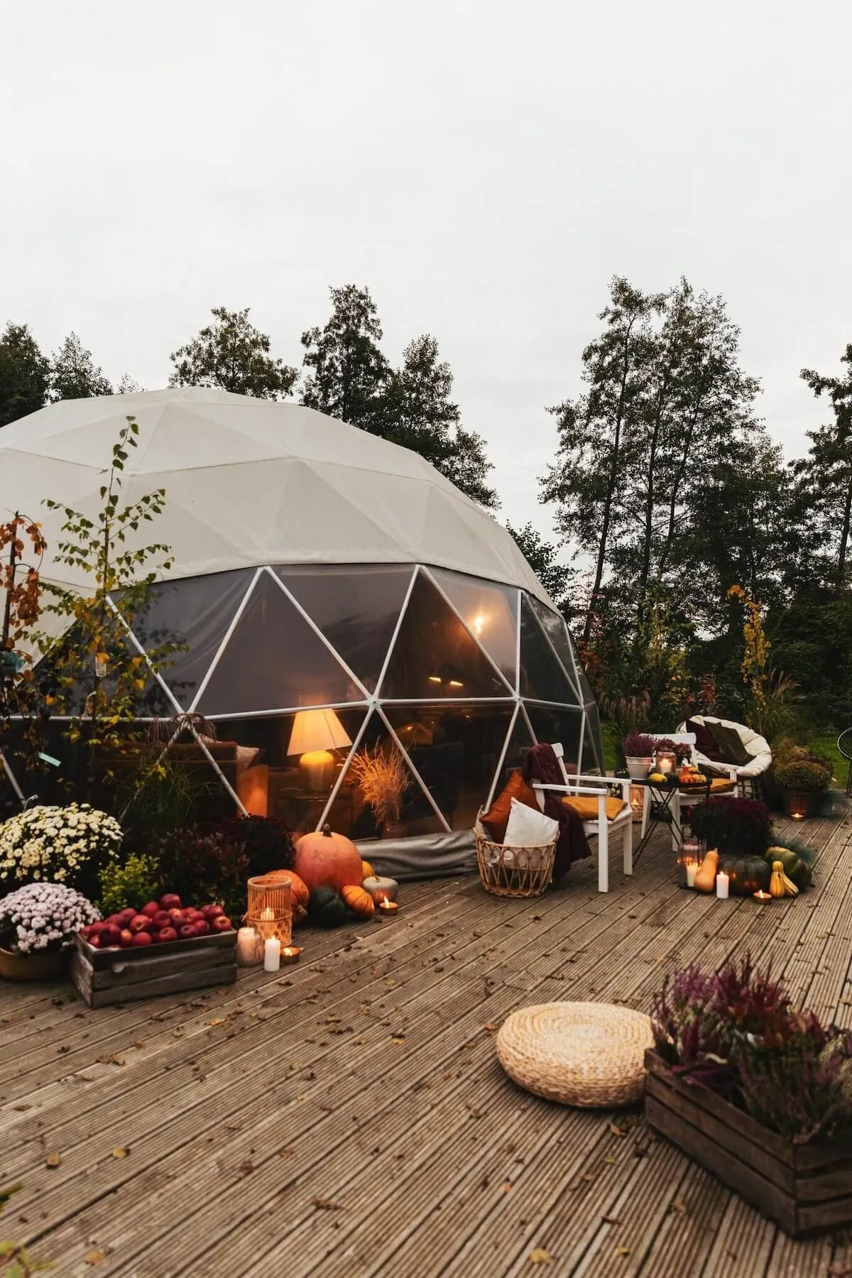 FDomes glamping autumn decorations 
