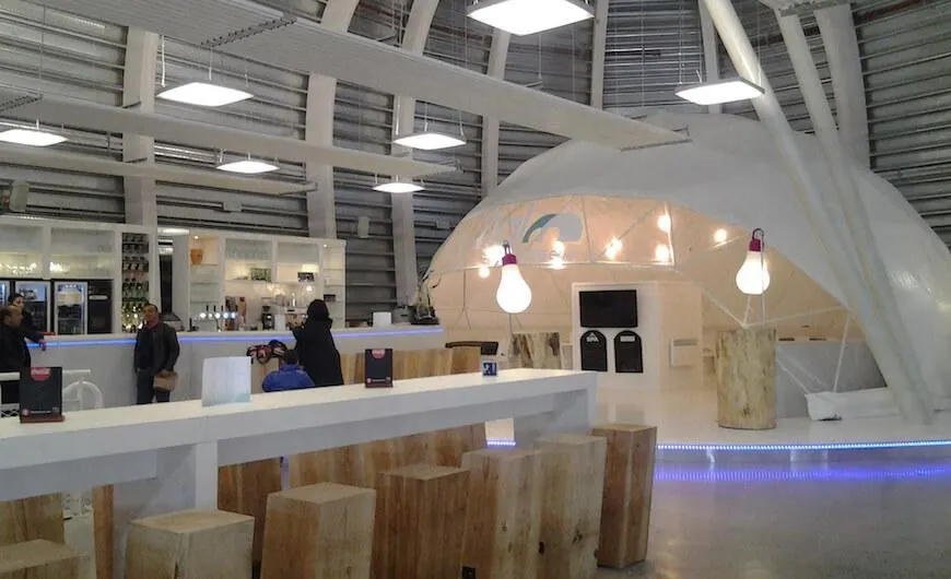 Pop-Up Shop inside a shopping mall