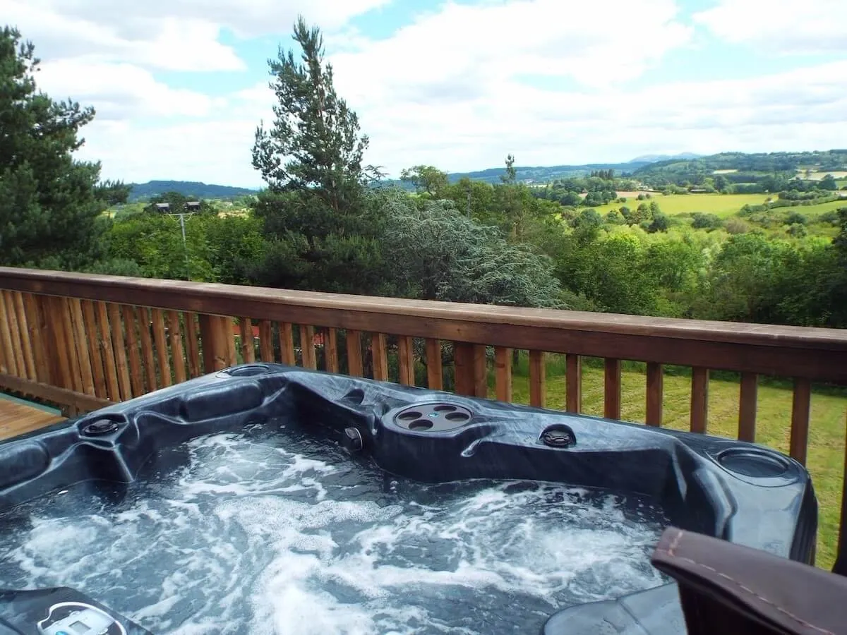 private hot tub with a view fdomes